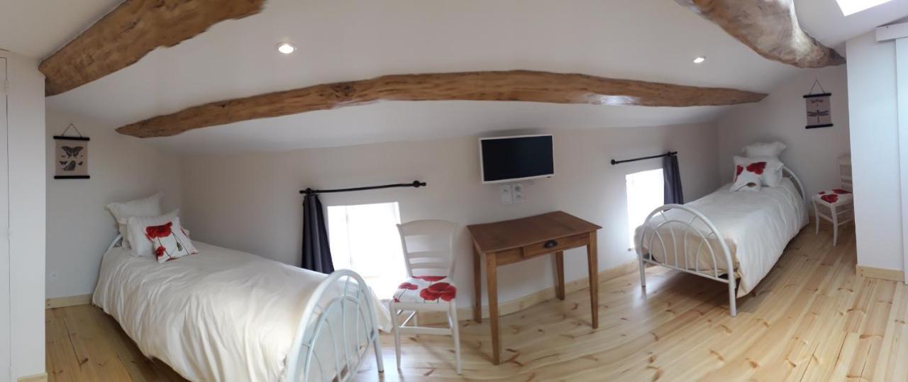 La Cheneviere Bed & Breakfast Saint-Rémy-de-Chargnat Екстериор снимка